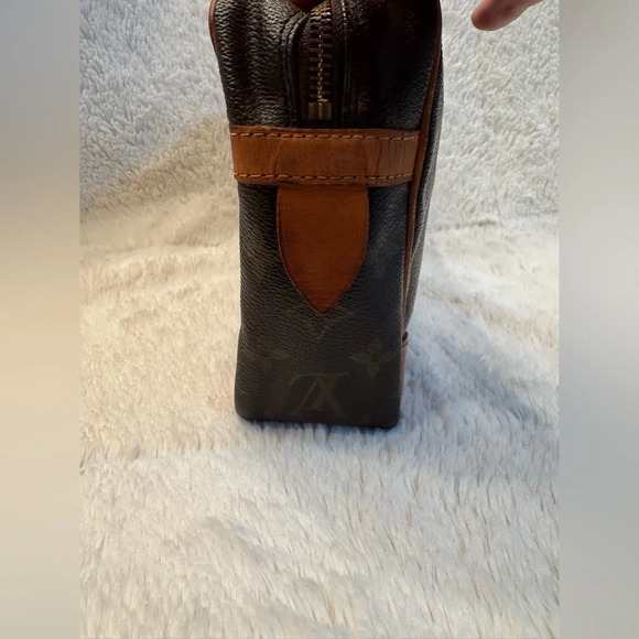 EUC Vintage 1989 Louis Vuitton Monogram Compiegne 28 - Picture 3 of 12